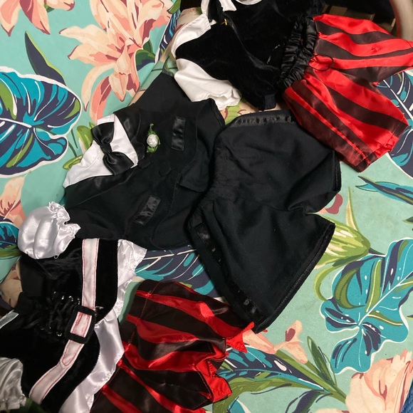 Build a bear clothes lot - Picture 3 of 9